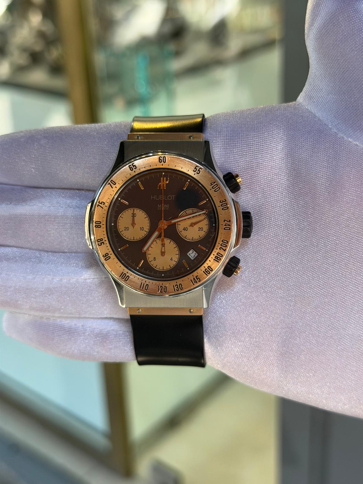 Super B Chronograph - View 1